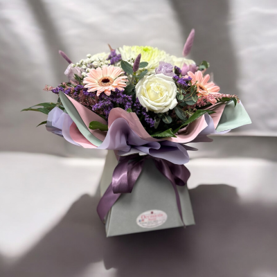 Candy pastel - Stunning box arrangement made in shades of candy pastels, arranged in floral foam for easy care